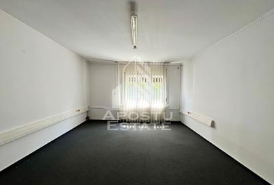 Casa cu 5 camere, 2 bai, pretabila pentru birouri. Girocului - 1