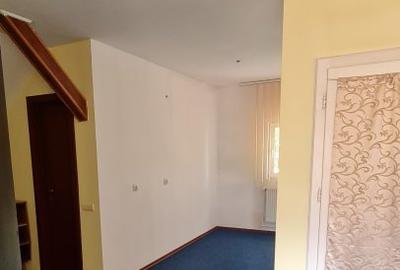 SC VIMAK IMOBILIARE  vinde  vila situata in zona centrala - 8