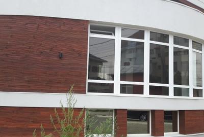 Spațiu comercial, 100 mp în Central