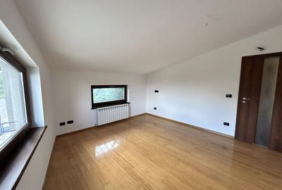 Casa Subcetate de inchiriat - 23