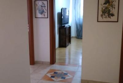 Apartament cu 2 camere decomandat, mobilat în Vitan Mall