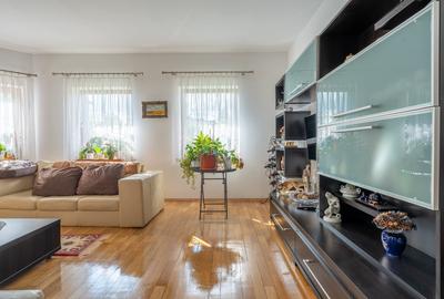 Proprietate  în Cristian, Brașov – Casă cu 4 dormitoare +Apartament independent - 8