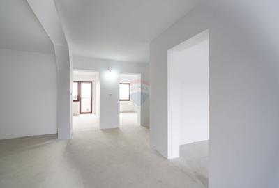 De vânzare casă cu 5 camere, teren 1000 mp Oncea, Calea Bihorului - 17