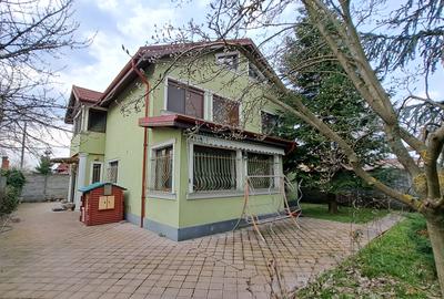 VILA INDIVIDUALA SUPERBA - CU TEREN GENEROS - AMPLASAMENT IDEAL - 1