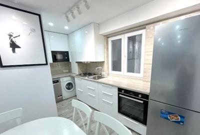 Apartament cu 3 camere semidecomandat, mobilat în Unirii