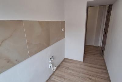 99900 euro!! 4 camere renovate .. Circumvalatiunii .. etaj 3 - 4