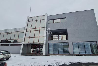 Birou, de 930 mp, în Nazna