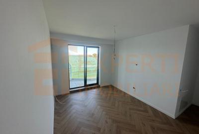 Apartament 3 camere Lake On Residence - vedere superba catre lac; COMISION 0% - 4