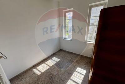 Apartament la casa de vanzare - 17