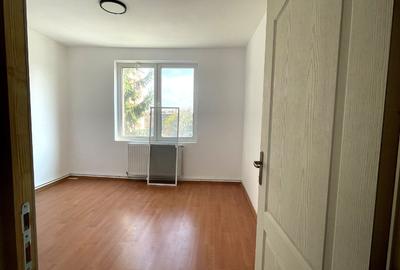 Apartament cu 3 camere in mun. Brasov - 5
