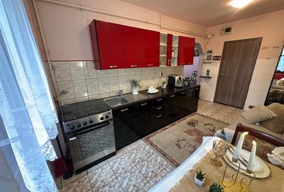 OPORTUNITATE !!! 3 CAMERE MANASTUR STR MEHEDINTI CU LOC DE PARCARE , 60 MP - 16