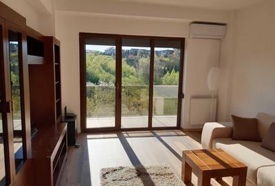 Apartament cu 2 camere decomandat, mobilat în Bună Ziua