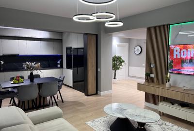 Apartament cu 4 camere decomandat în Sisești