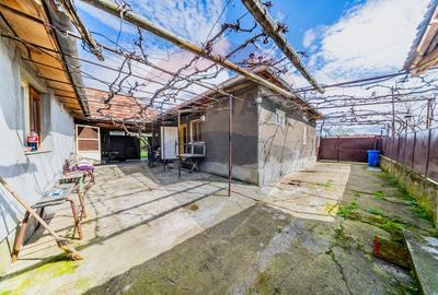 Casă individuală cu 6 camere în Cărand