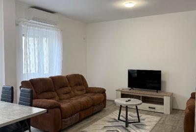 De vanzare Apartament 3 camere, Bloc Tip Vila, zona Ultracentrala. - 2
