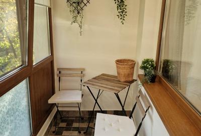 Apartament cu  3 camere si garaj de vanzare in zona Drumul Taberei - 6