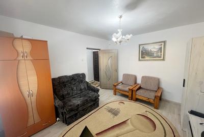 Garsoniera decomandata, Centru - 1