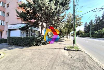 Spațiu comercial, 90 mp în Astra