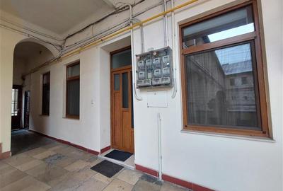 PRET REDUS! Apartament la cheie pe Bv. Revolutiei - 14