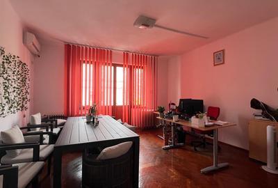 Vilă de Prestigiul în Inima Cartierului Cotroceni – Strada Clunet - 5