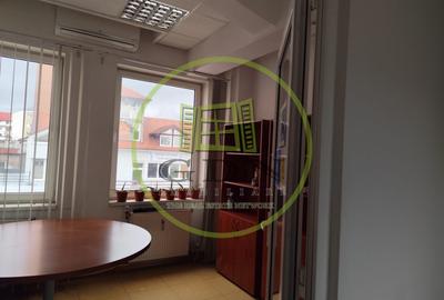 Birou 35 mp de închiriat – etaj 1, clădire cu lift industrial - 3