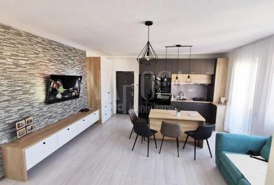 Apartament cu 3 camere semidecomandat în Florești