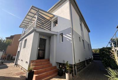 Lugoj,  Vila de Vis Cu Piscina, 440 Mp. Construiti, 820 Mp. Teren - 27