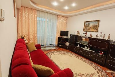 Vand apartament 2 camere decomandat - 2