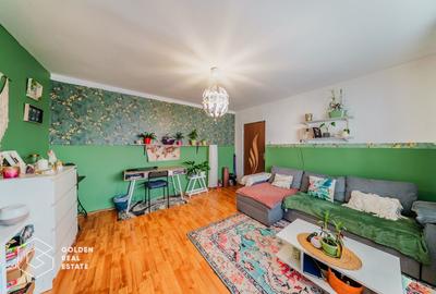 Apartament 4 camere, langa campusul UVVG, decomandat, etaj 3, comision 0% - 4