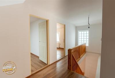 Accesibilitate si farmecul unei case cu garaj, locatie de referinta, Central, Ta - 5