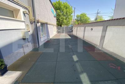 Spațiu comercial, de 455 mp, în Central