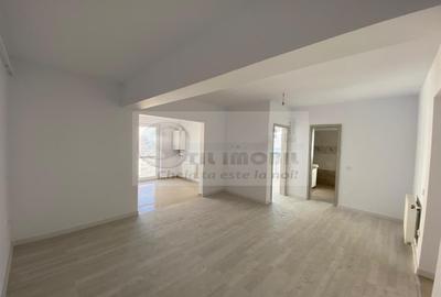 Apartament cu 3 camere semidecomandat în Popas Păcurari