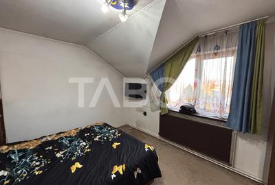 Casa individuala+spatiu comercial  cu 5 camere 3 bai Sibiu - 17