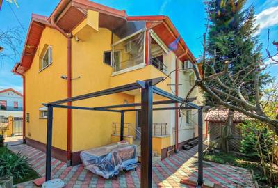 Vilă P+1 în Regie Proprie | Fundație la 2m  Teren 627mp | Stradă Privată - 1