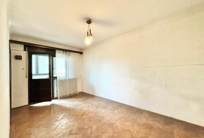 VILA INTERBELICA IN CURS DE RENOVARE COMPUSA DIN DOUA APARTAMENTE - PARCUL CAROL - 5