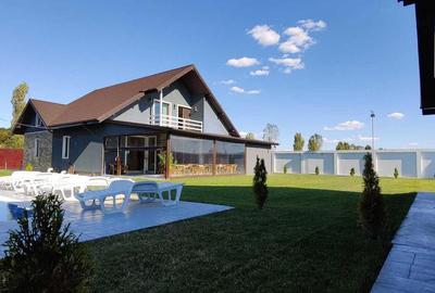 Vilă de Lux de 373 mp în Izvorani – Terase Vaste, Piscină și SPA lângă Pădure - 2