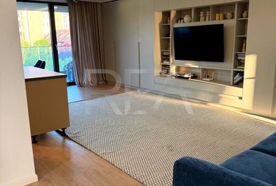 Apartament cu 4 camere decomandat, mobilat în Iancu Nicolae