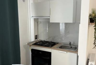 Garsoniera / semidecomandata / centrala proprie / AC / 34 mp / Tineretului 53 - 6