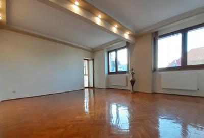 APARTAMENT DE TIP DUPLEX CU GARAJ SI 2 BOXE IN IMOBIL COCHET AFLAT IN COTROCENI - 6