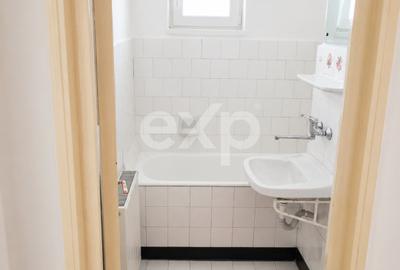 Apartament 2 camere semidecomandat de vanzare, centrală proprie, strada Mioriței - 5