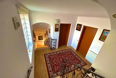 Casă individuală cu 6 camere în Centrul Istoric - 2