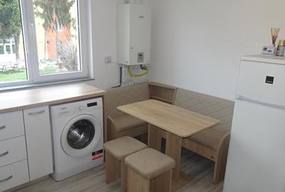 Inchiriez, garsoniera in Deva, zona Dacia, etaj 1, situata pe mijloc, amenajata - 2