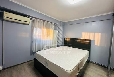 Apartament cu 2 camere decomandat, mobilat în Intim