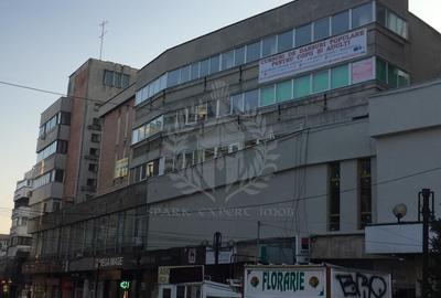 SPATIU COMERCIAL//BIROURI//PIATA VICTORIEI//BLOC MERCUR - 3