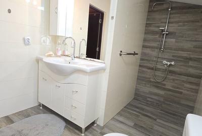 Casă cu grădină in zonă centrală - 15