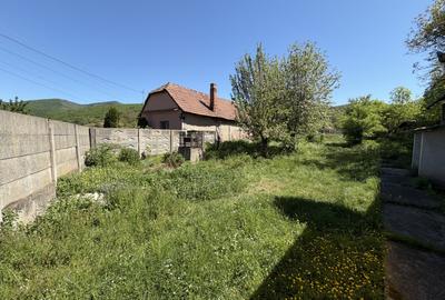 Casă individuală renovabilă | 2 camere | 975 mp teren | La 13 km de Alba Iulia - 2