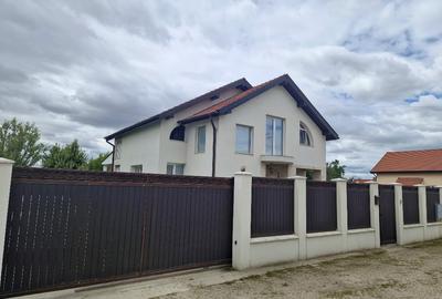 Proprietar- Vând casă complet mobilată și utilată, gata de mutare - 13