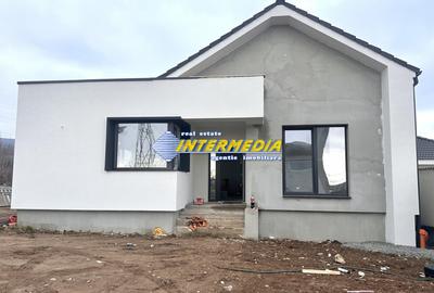 Casa noua frumoasa pe parter 120 mp utili, pivnita finisata la cheie - 19