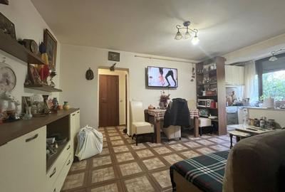 Apartament cu 2 camere semidecomandat, mobilat în Ultracentral