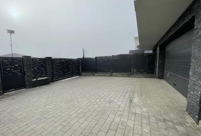 Duplex de vanzare 119 mp, garaj, parcare, teren 300 mp, Iris - 10